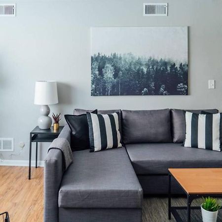 1Br Stylish Apartment, Perfect For Getaway - Oakdale 201 Chicago Buitenkant foto