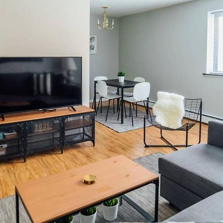 1Br Stylish Apartment, Perfect For Getaway - Oakdale 201 Chicago Buitenkant foto